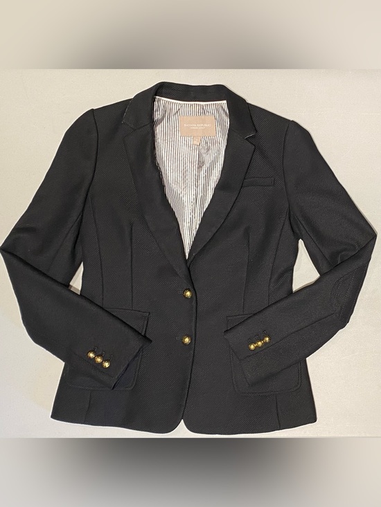 Banana Republic Jackets & Blazers - Banana Republic Black Wool Jacket / Blazer, size 4